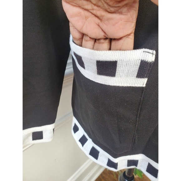 August Max Women Black Cotton Long Sleeve Buttons Front Cardigan Sweater Size 2X - Picture 12 of 14